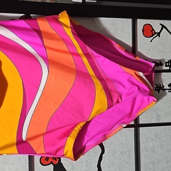 Trina Turk Spa & Swim Collection Colorful Swimsuit Size 4 NWT - Picture 10 of 11